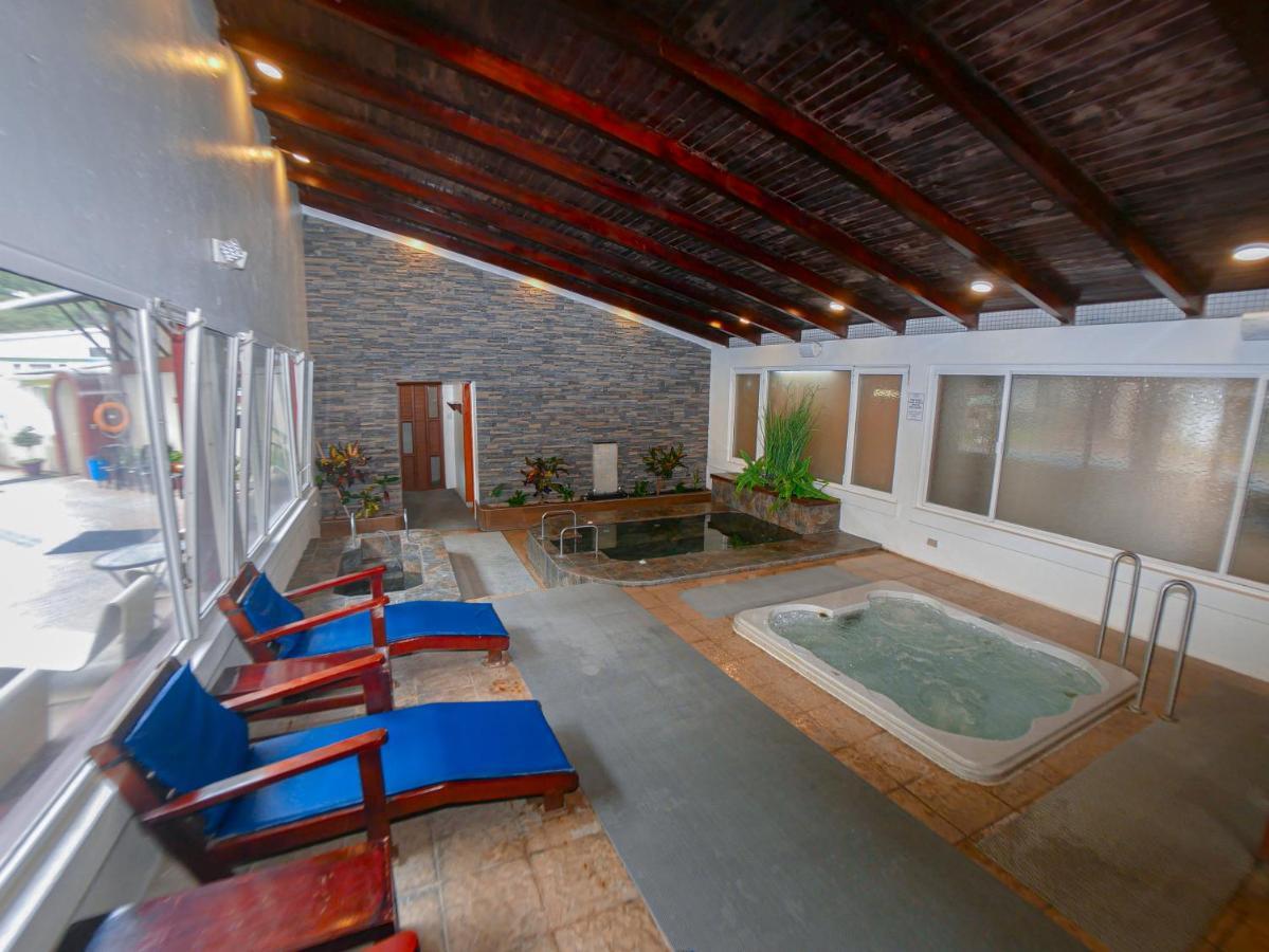 Sangay Spa Hotel Banos  Bagian luar foto
