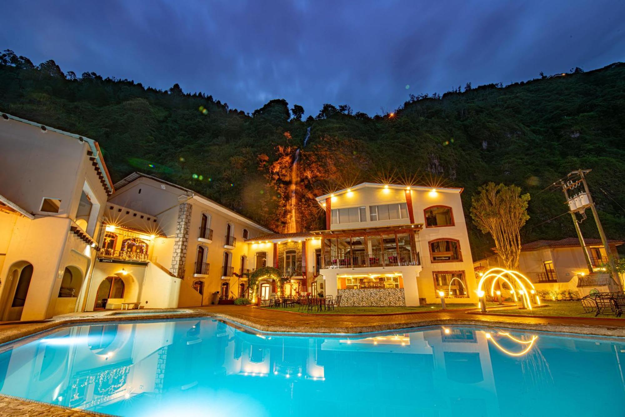 Sangay Spa Hotel Banos  Bagian luar foto