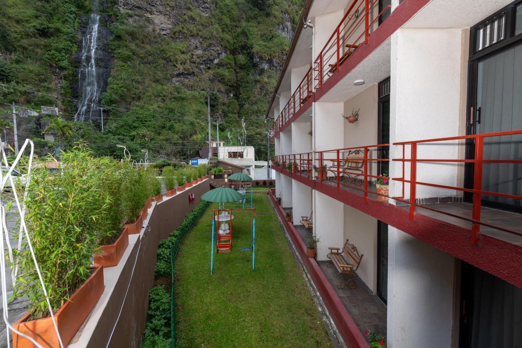 Sangay Spa Hotel Banos  Bagian luar foto
